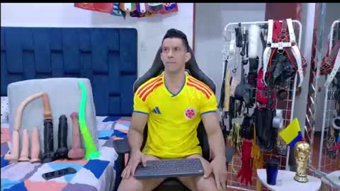 jose_rumbero91 online show from July 2026 11:38:01 AM
