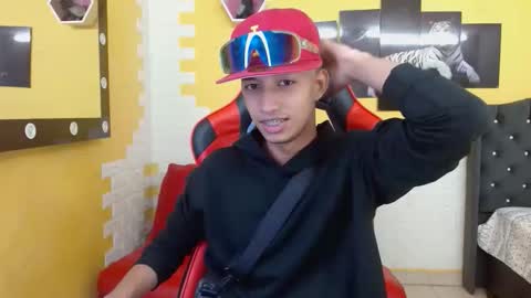 Snapshot of jose_sexycumm chatting on September 2025 06:42:01 PM jose_sexycumm online show from September 2025 06:42:01 PM
