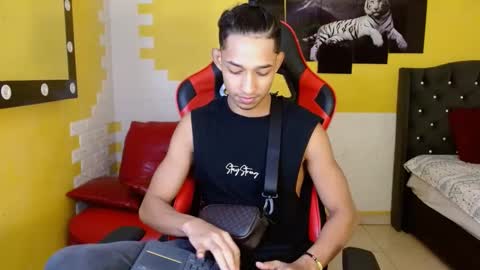 Snapshot of jose_sexycumm chatting on September 2025 07:18:02 PM jose_sexycumm online show from September 2025 07:18:02 PM
