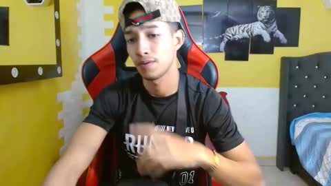 Snapshot of jose_sexycumm chatting on October 2025 07:12:01 PM jose_sexycumm online show from October 2025 07:12:01 PM