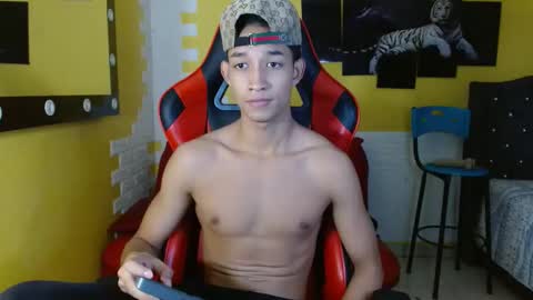 Snapshot of jose_sexycumm chatting on October 2025 07:44:02 PM jose_sexycumm online show from October 2025 07:44:02 PM