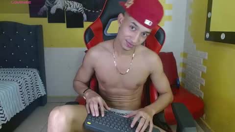 Snapshot of jose_sexycumm chatting on October 2025 07:46:02 PM jose_sexycumm online show from October 2025 07:46:02 PM