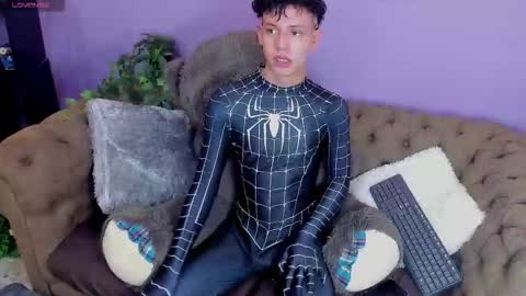 Snapshot of joselucian chatting on October 2025 09:04:02 PM jose online show from October 2025 09:04:02 PM