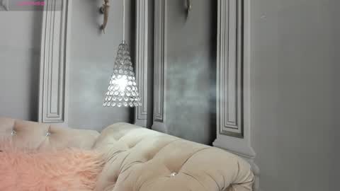 Katalina online show from January 2025 06:41:02 PM