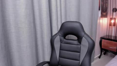 Katalina online show from March 2025 09:11:02 PM