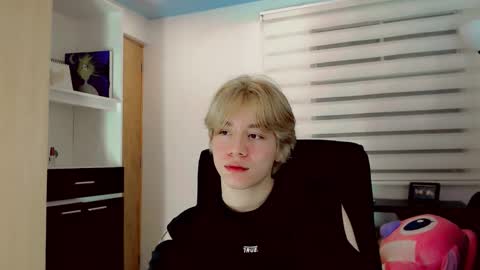 joseon_cute online show from April 2026 03:42:01 AM