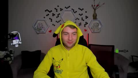 joseph_bear_ online show from September 2025 07:02:02 PM