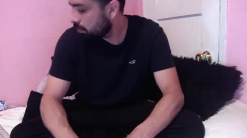 Snapshot of josephs1990 chatting on February 2025 10:12:01 PM josephs1990 online show from February 2025 10:12:01 PM