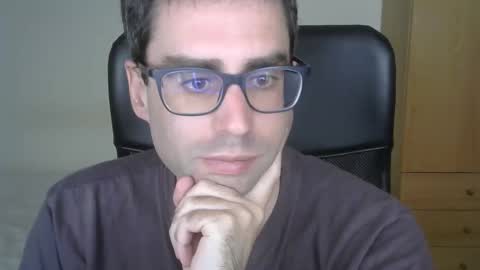 Snapshot of josevd chatting on April 2026 02:23:02 PM Jose online show from April 2026 02:23:02 PM