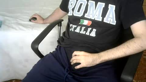 Snapshot of josevd chatting on June 2026 01:02:01 PM Jose online show from June 2026 01:02:01 PM
