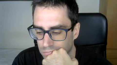 Snapshot of josevd chatting on June 2026 10:07:01 AM Jose online show from June 2026 10:07:01 AM