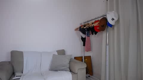 josezaens_ online show from October 2025 08:16:02 AM