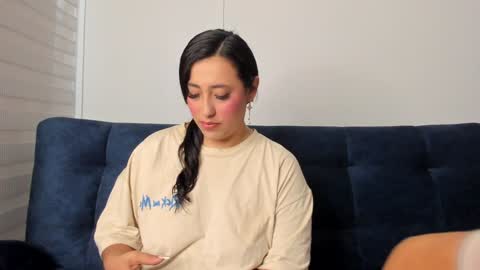 Snapshot of josh_and_dilany chatting on December 2024 01:49:02 PM Dilany Josh online show from December 2024 01:49:02 PM