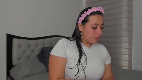 Snapshot of josh_and_dilany chatting on January 2025 01:08:01 PM Dilany Josh online show from January 2025 01:08:01 PM