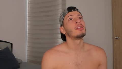 Snapshot of josh_and_dilany chatting on January 2025 02:28:01 PM Dilany Josh online show from January 2025 02:28:01 PM