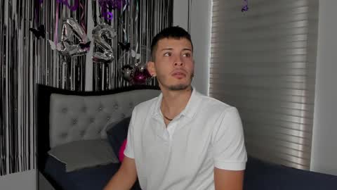 Snapshot of josh_and_dilany chatting on February 2025 02:10:01 PM Dilany Josh online show from February 2025 02:10:01 PM