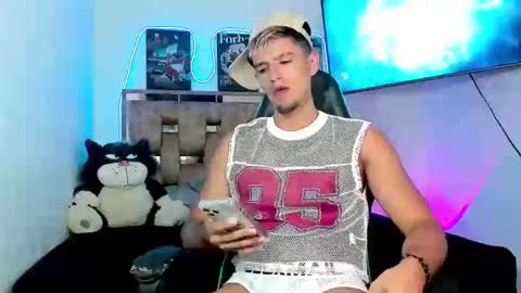 JOSH online show from November 2025 11:48:01 PM