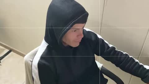 Nicolas online show from March 2026 06:16:02 AM