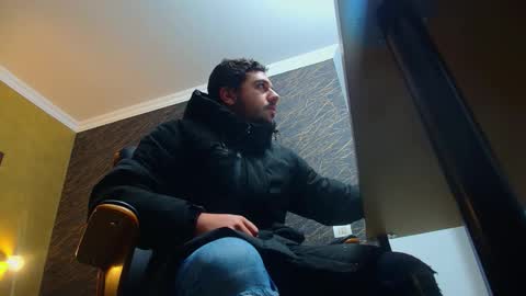 JoshKnight online show from November 2025 05:07:01 AM