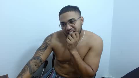 joshuadanielss online show from April 2026 03:31:02 AM