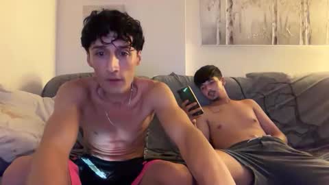 Snapshot of josjoseik chatting on June 2026 09:29:02 PM MorbosoMaximo online show from June 2026 09:29:02 PM