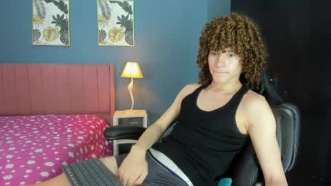 Snapshot of joss_shellby chatting on April 2026 05:30:01 PM joss_shellby online show from April 2026 05:30:01 PM