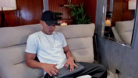 Snapshot of josseph_smit_ chatting on March 2026 11:27:02 AM Josseph online show from March 2026 11:27:02 AM