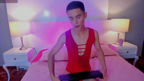 Jostyn Rous online show from April 2026 01:41:01 PM