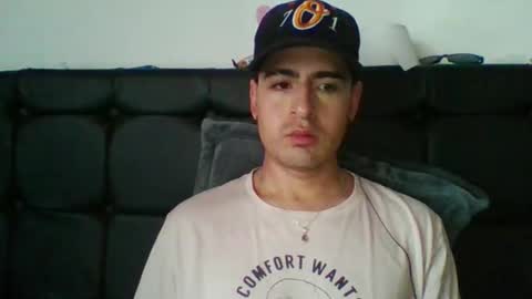 Snapshot of josux8 chatting on November 2025 06:41:02 PM josux8 online show from November 2025 06:41:02 PM