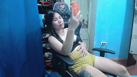 Snapshot of jove_thefoxgirl chatting on May 2026 10:36:01 AM lyn online show from May 2026 10:36:01 AM