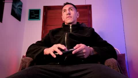  JOYLOPEZFIT online show from April 2026 11:49:01 AM