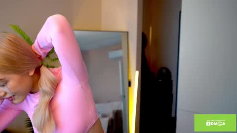 Snapshot of joybunny chatting on March 2025 08:22:01 AM joybunny online show from March 2025 08:22:01 AM