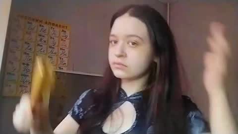 joyealice online show from April 2026 12:10:01 PM