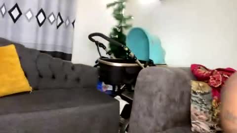 Butterflyass online show from July 2026 04:10:01 PM