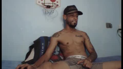 jpineda97 online show from June 2026 08:52:01 PM