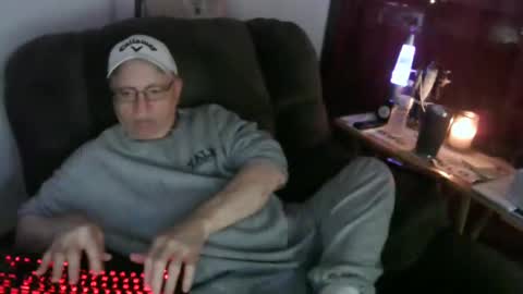 Snapshot of jpmel99 chatting on December 2024 11:47:01 PM jpmel99 online show from December 2024 11:47:01 PM