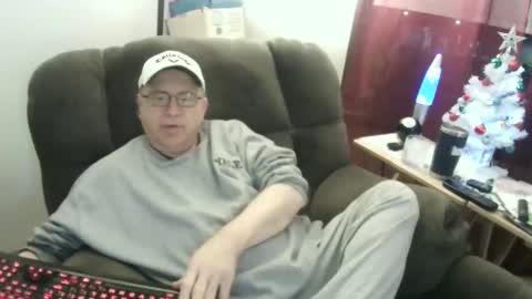 Snapshot of jpmel99 chatting on December 2024 12:07:02 AM jpmel99 online show from December 2024 12:07:02 AM