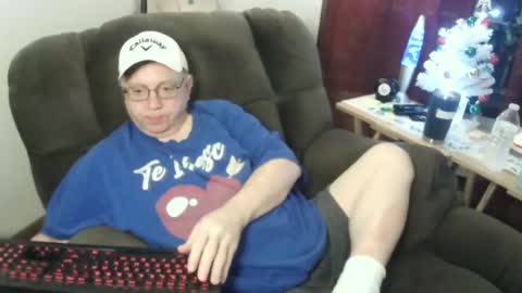 Snapshot of jpmel99 chatting on December 2024 11:10:01 PM jpmel99 online show from December 2024 11:10:01 PM