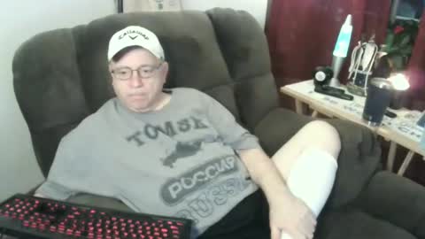 Snapshot of jpmel99 chatting on January 2025 11:27:02 PM jpmel99 online show from January 2025 11:27:02 PM