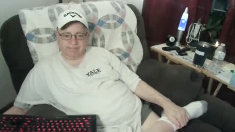 Snapshot of jpmel99 chatting on February 2025 11:16:02 PM jpmel99 online show from February 2025 11:16:02 PM