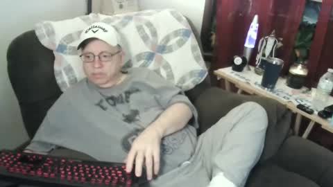 Snapshot of jpmel99 chatting on February 2025 11:14:02 PM jpmel99 online show from February 2025 11:14:02 PM