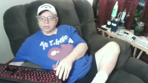 Snapshot of jpmel99 chatting on February 2025 03:35:01 AM jpmel99 online show from February 2025 03:35:01 AM