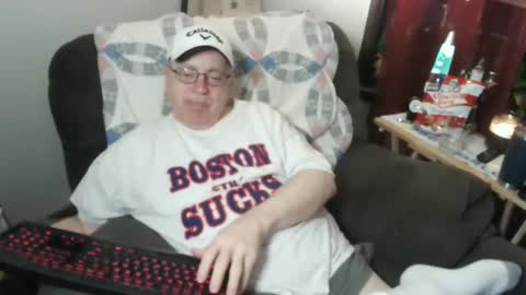 Snapshot of jpmel99 chatting on March 2025 04:05:02 AM jpmel99 online show from March 2025 04:05:02 AM