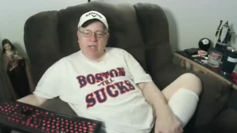 Snapshot of jpmel99 chatting on October 2025 12:49:02 AM jpmel99 online show from October 2025 12:49:02 AM