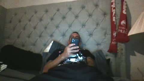 Snapshot of jroxxx101 chatting on June 2026 07:22:02 AM jroxxx101 online show from June 2026 07:22:02 AM