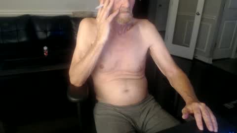 jtull52 online show from June 2026 05:59:02 PM