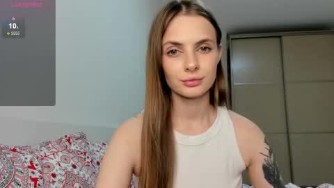 Snapshot of ju_lii chatting on November 2025 03:35:01 PM Julia and Julia online show from November 2025 03:35:01 PM