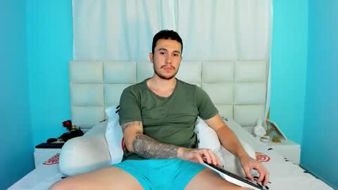 Snapshot of juan__jimenez chatting on November 2025 01:27:01 AM Juan online show from November 2025 01:27:01 AM