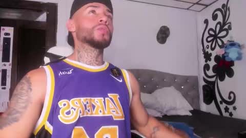 juan online show from November 2025 11:59:02 PM