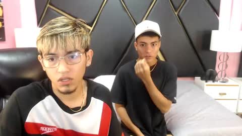 juan_saul1 online show from April 2026 10:19:02 AM